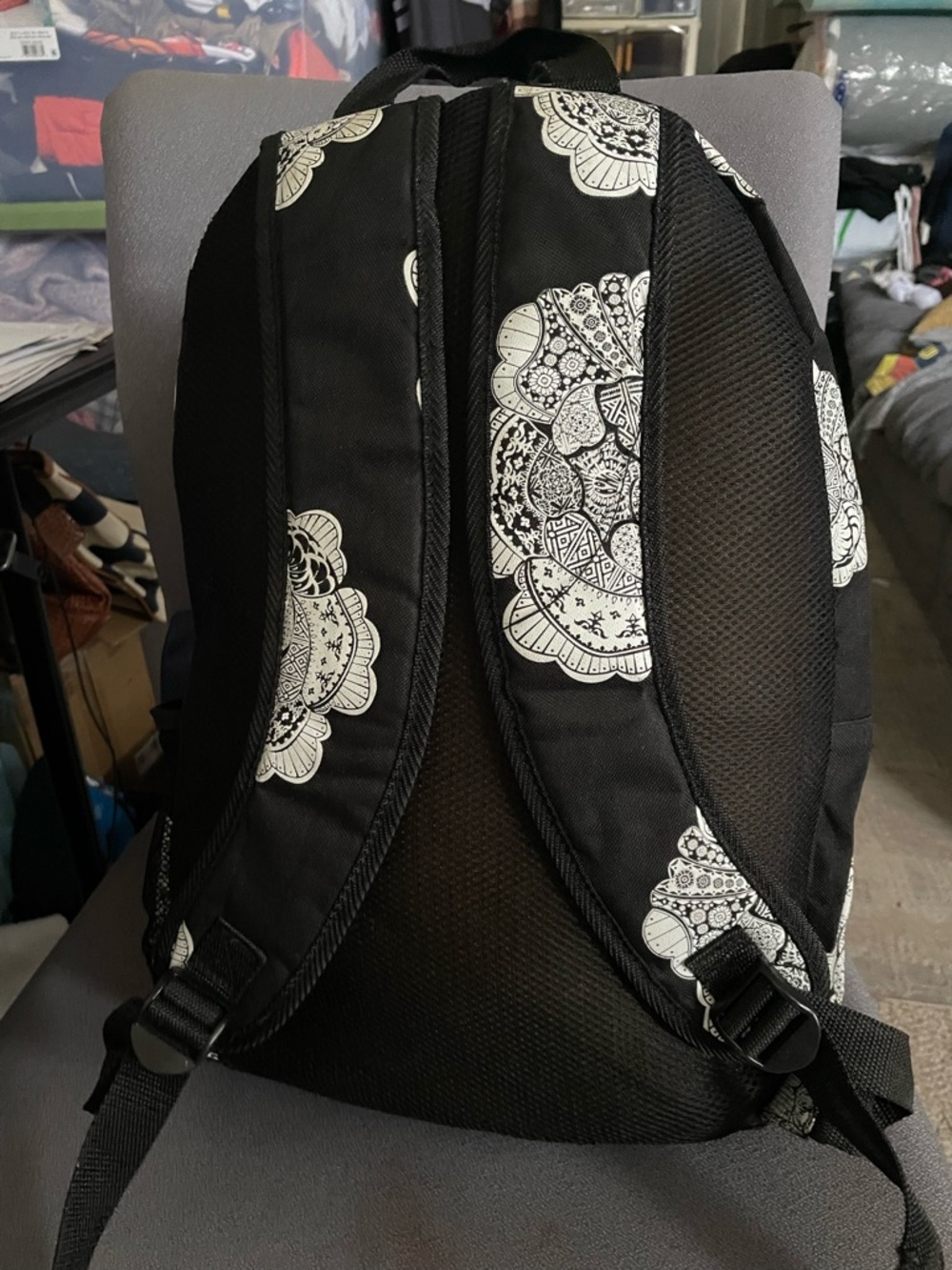 Billabong Black Backpack with White Floral Print and Red Logo - Picture 2 of 5